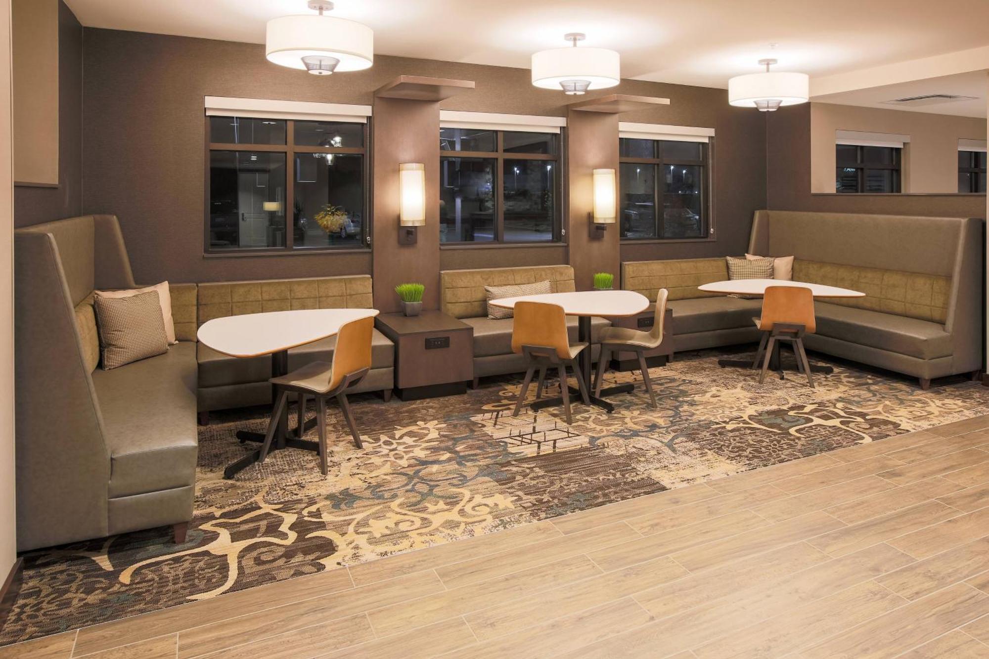 Residence Inn By Marriott Louisville East/Oxmoor Exteriör bild