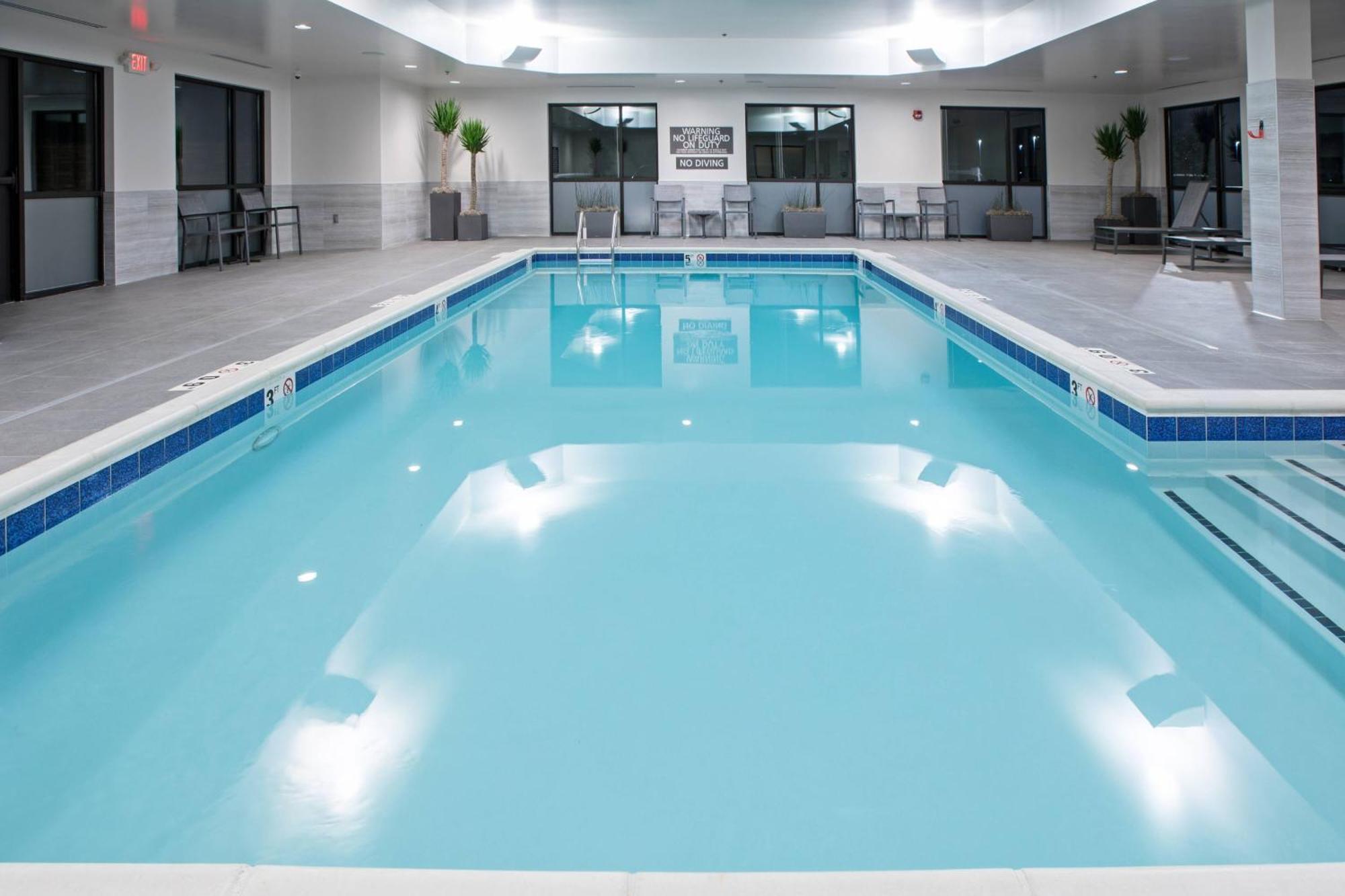 Residence Inn By Marriott Louisville East/Oxmoor Exteriör bild